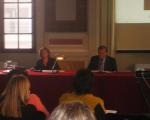 L'evento all'Archivio di Stato di Siena, 15 ottobre. Da sinistra, Carla Zarrilli, direttore dell'Archivio di Stato di Firenze e direttore ad interim di quello di Siena, e il prof. Giovanni Cherubini, già ordinario di storia medievale all'Università di Firenze.